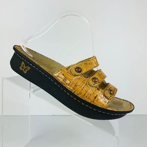 Alegria Cork Patten Mule Sandal F10-418 Size: 9